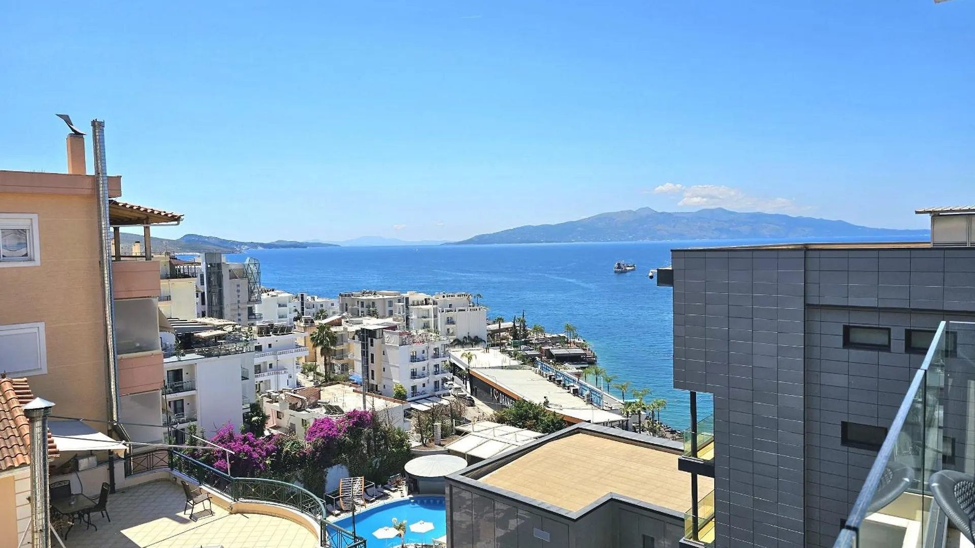 Pawel Apartment - 306 Saranda